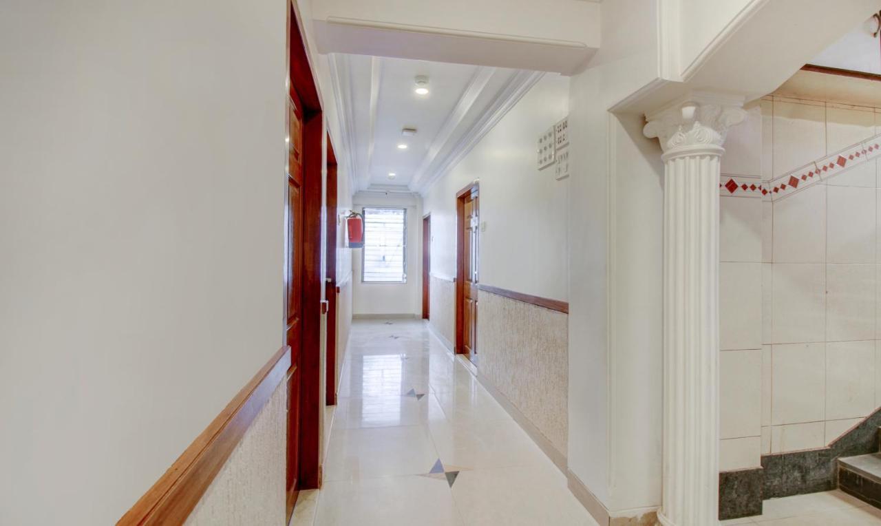 Treebo Cruz Royale Santacruz West Ξενοδοχείο Βομβάη Εξωτερικό φωτογραφία