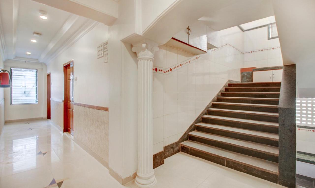 Treebo Cruz Royale Santacruz West Ξενοδοχείο Βομβάη Εξωτερικό φωτογραφία