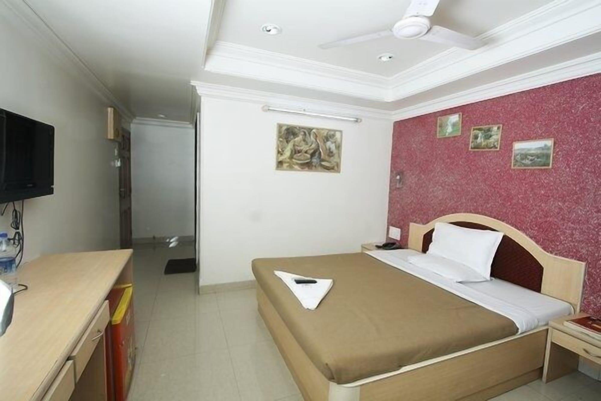Treebo Cruz Royale Santacruz West Ξενοδοχείο Βομβάη Εξωτερικό φωτογραφία